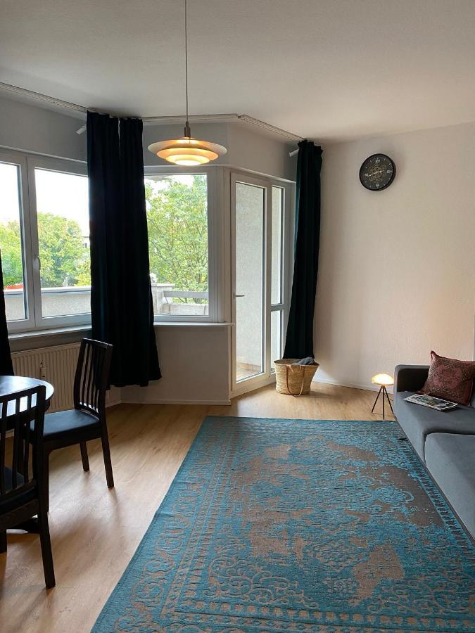 Beautiful Apartment With Balcony Berlim Exterior foto